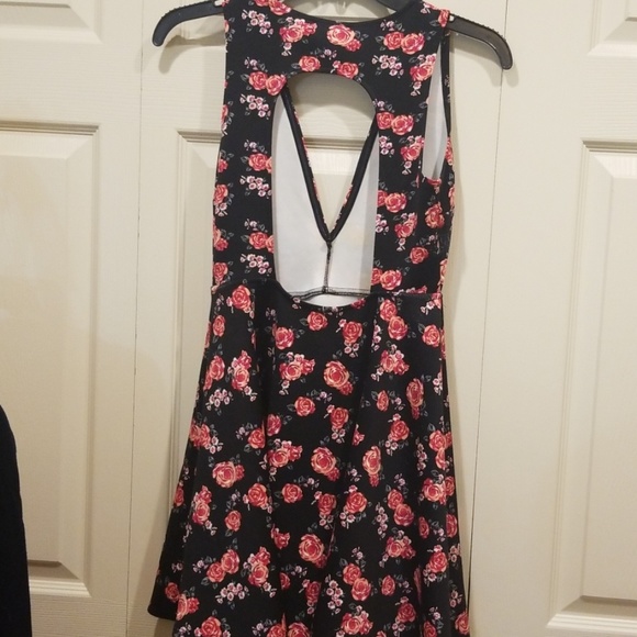 Forever 21 Dress - Picture 4 of 5